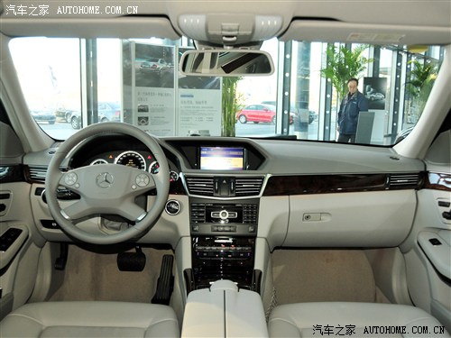 
YG 
YG 
YGe 2012 e200l cgi(yu)