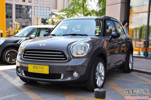 MINI  COUNTRYMAN (sh) ^ DƬ