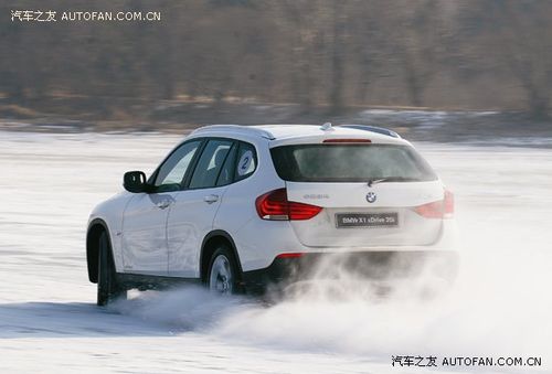 領(lǐng)先一步試駕華晨寶馬X1 穿上運(yùn)動(dòng)鞋的文藝青年