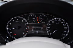 ծaU_2011 1.6 CVTAxDƬ