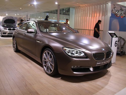 <A href=../../auto/BMW/baoma6.html TARGET=_blank><u><font color=#0000FF>R6ϵ</font></u></a>TI(lng) 5܇ж܇
