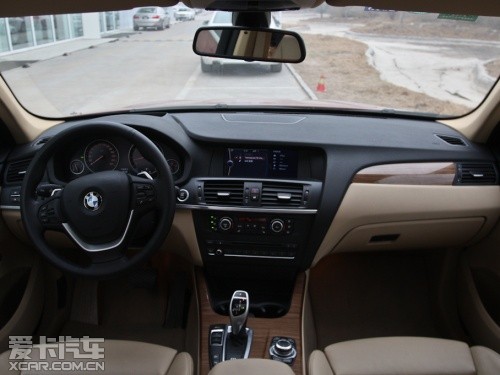 車源各不同 中高級SUV車型加價
景象不再_愛卡汽車_