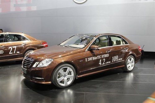 Ƴ a
YGԇaE400L Hybrid