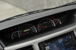 ȫҶ 10f7MPV܇e