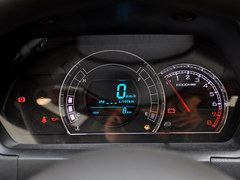 xȻһc 9fԪȎ촰SUV܇