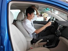 優選熱門自主緊湊車 帝豪EC7/逸動/速銳