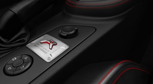 2013款標致RCZ R性能版 法蘭克福將發(fā)布