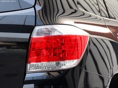 MĿg 7SUV܇]
