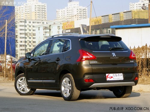 ֌ 32.0LSUV܇]
