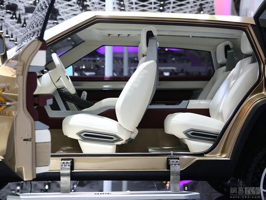 Jeepɂb 2014܇չʮSUVPc