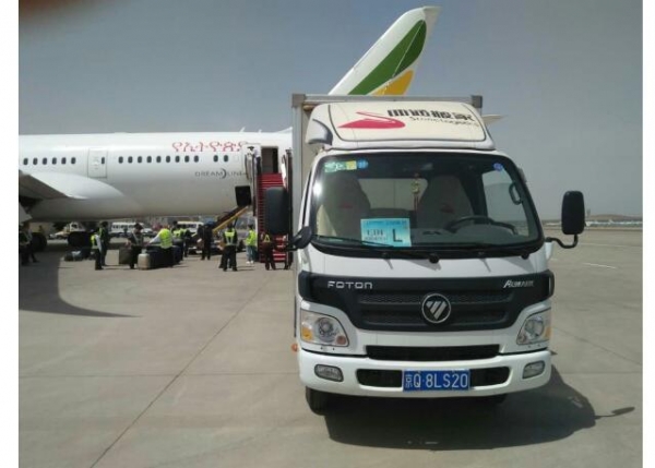 筑夢(mèng)新絲路 歐馬可以國(guó)賓級(jí)物流保障用車標(biāo)準(zhǔn)成功護(hù)航“一帶一路”峰會(huì)3