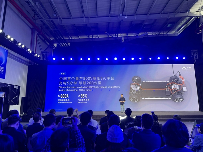 車圈熱搜|油價重回8元誰開心 特斯拉不配做BBA的競品嗎