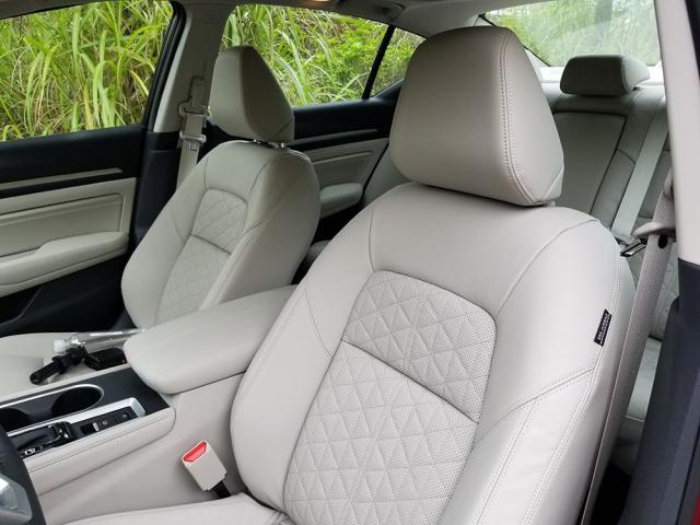 年底你不想買(mǎi)一輛中級(jí)轎車(chē)嗎?這三款依然很香