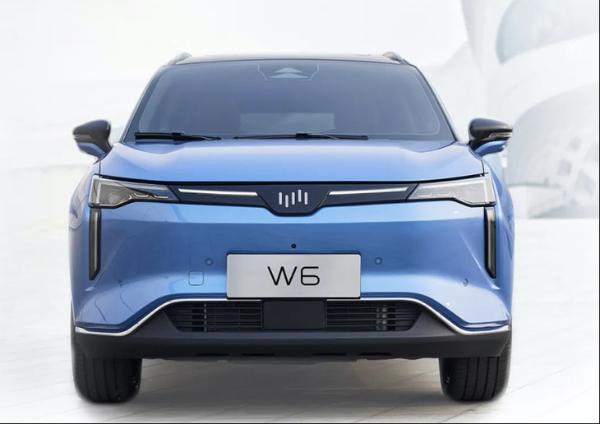 支持“無人駕駛!威馬W6上海車展正式上市 最大續(xù)航620km