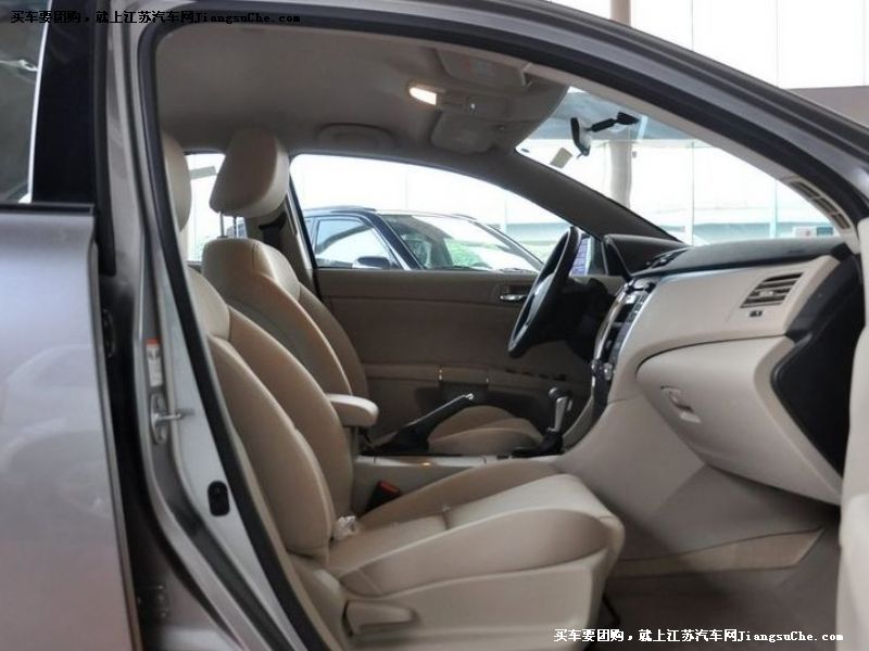 凱澤西
車廂座椅第7張
點擊查看下一張清晰大圖