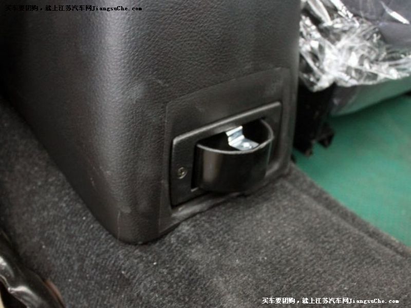 森雅S80
車廂座椅第7張
點擊查看下一張清晰大圖