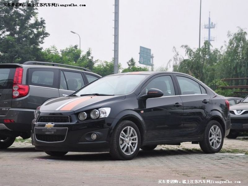 愛唯歐
車身外觀第7張
點擊查看下一張清晰大圖