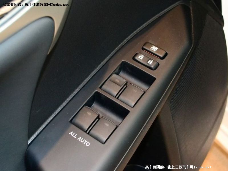 雷克薩斯CT
車廂座椅第7張
點擊查看下一張清晰大圖