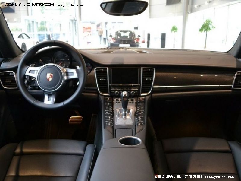 Panamera
中控方向盤第7張
點擊查看下一張清晰大圖