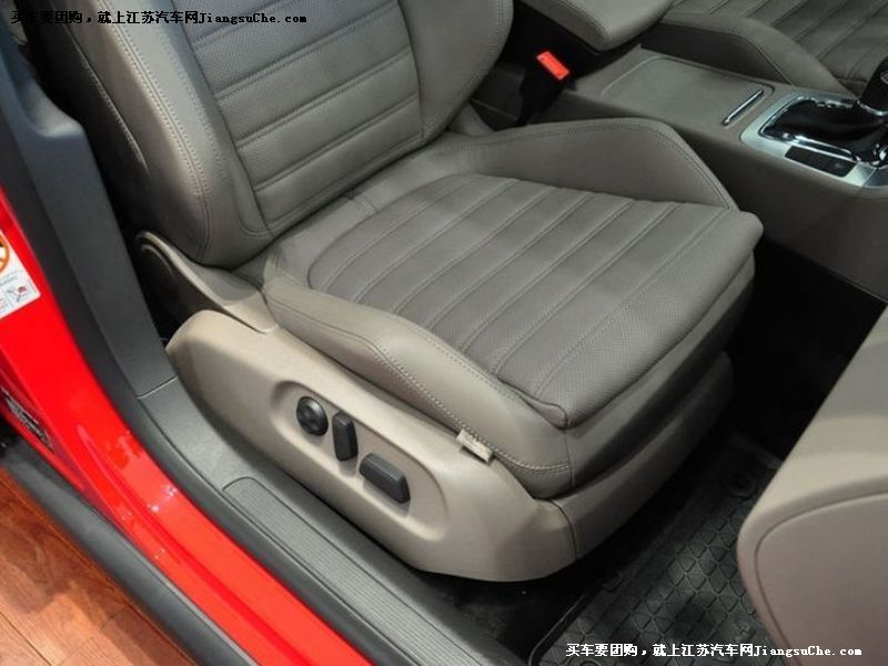 PASSAT
車廂座椅第7張
點擊查看下一張清晰大圖