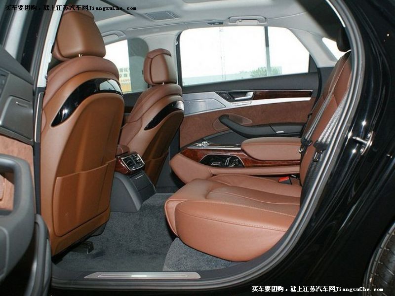 奧迪A8
車廂座椅第7張
點擊查看下一張清晰大圖
