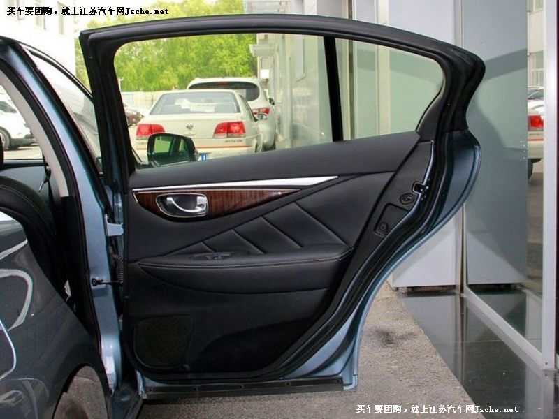 英菲尼迪Q50
車廂座椅第7張
點擊查看下一張清晰大圖