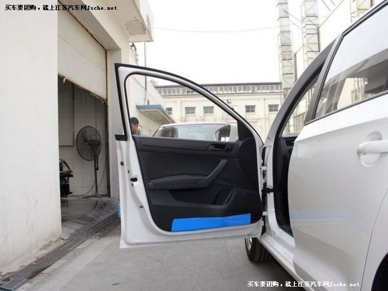 昕動(dòng)
車廂座椅第7張
點(diǎn)擊查看下一張清晰大圖
