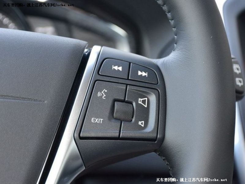 沃爾沃XC60
中控方向盤第7張
點擊查看下一張清晰大圖