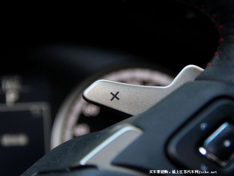 雷克薩斯NX
中控方向盤第7張
點擊查看下一張清晰大圖