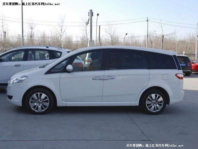 大7MPV
車身外觀第7張
點擊查看下一張清晰大圖