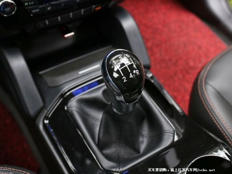 SUV
пطP7
c(din)鿴һD