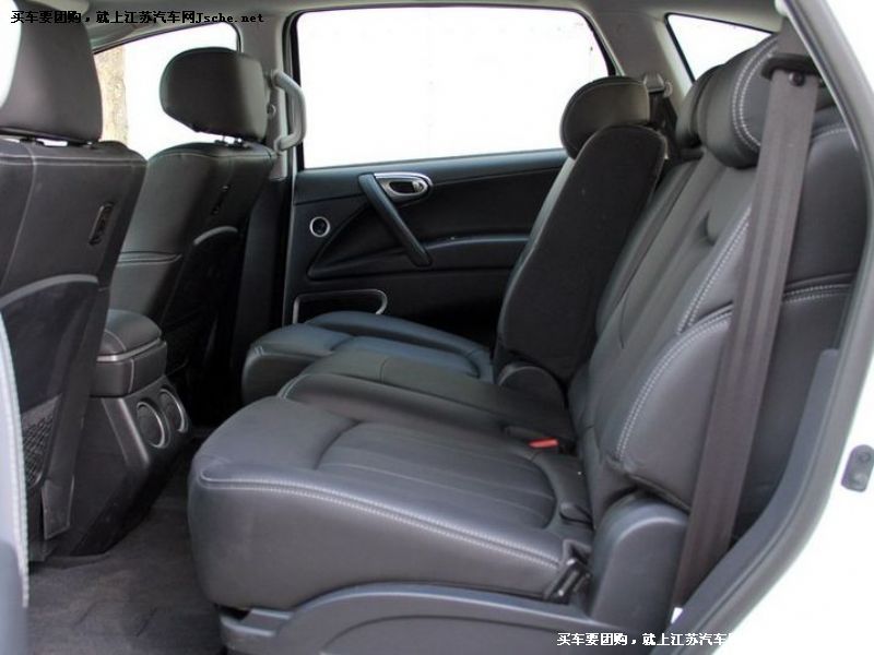 大7SUV
車廂座椅第7張
點擊查看下一張清晰大圖