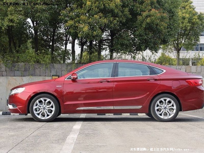 博瑞
車身外觀第7張
點擊查看下一張清晰大圖