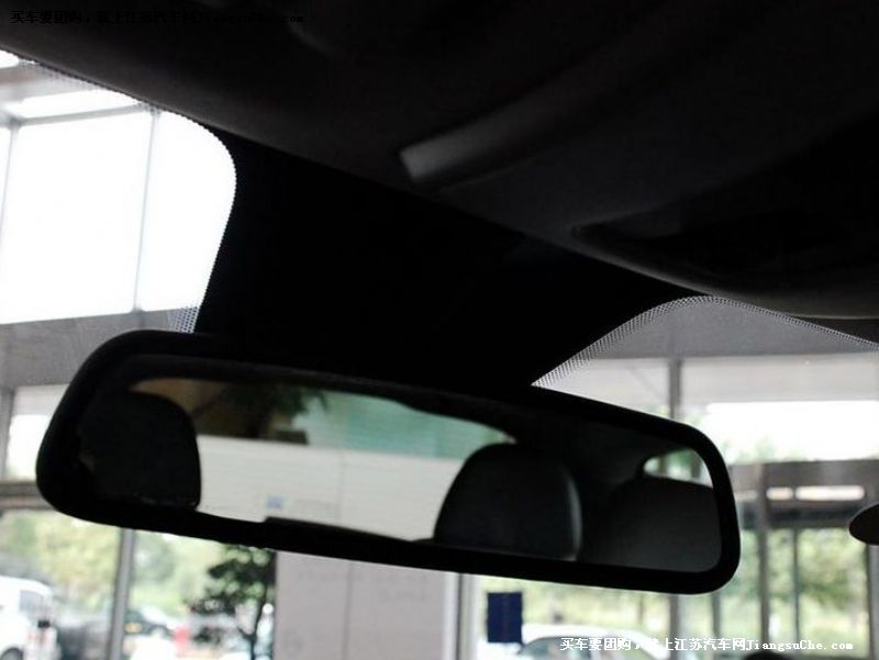 沃爾沃C30
車廂座椅第7張
點擊查看下一張清晰大圖