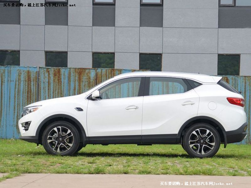 東南DX7
車身外觀第7張
點(diǎn)擊查看下一張清晰大圖