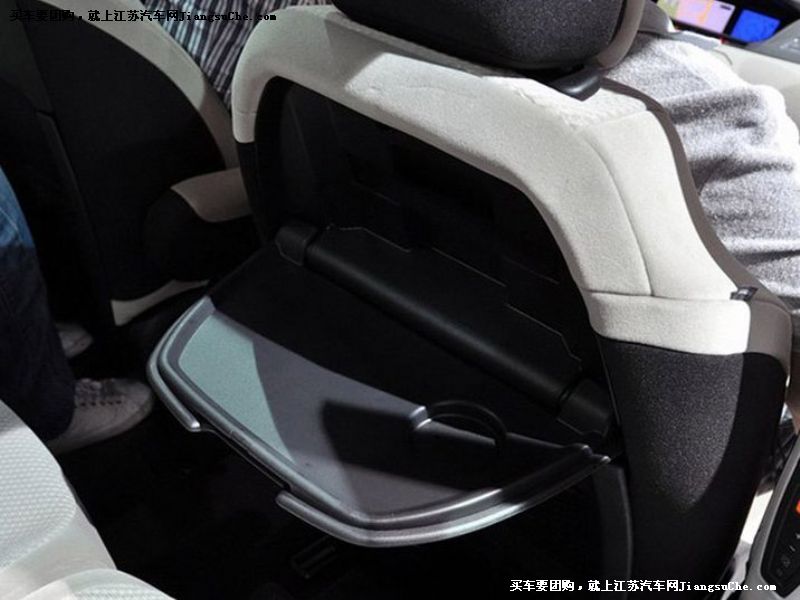 大C4畢加索
車廂座椅第7張
點擊查看下一張清晰大圖