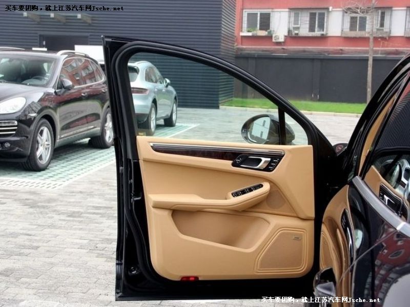 Macan
܇(ch)ε7
c(din)鿴һD