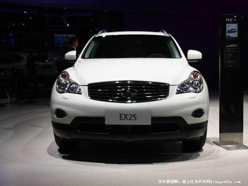 英菲尼迪EX
車身外觀第7張
點擊查看下一張清晰大圖