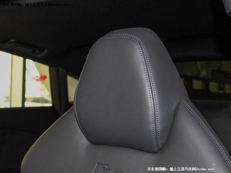 奧迪RS7
車廂座椅第7張
點擊查看下一張清晰大圖