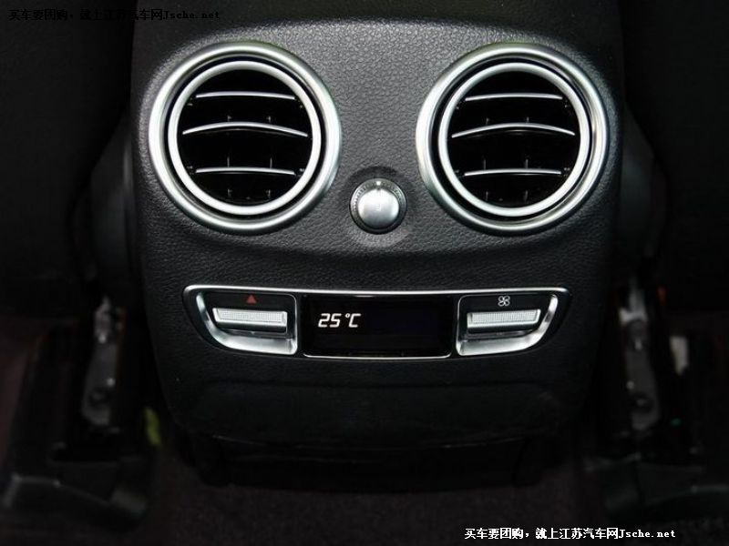 奔馳GLC
車廂座椅第7張
點擊查看下一張清晰大圖