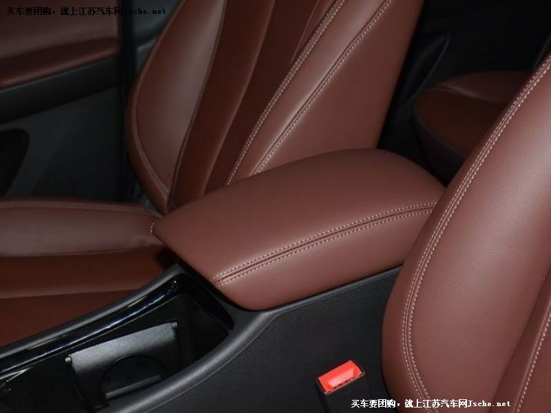 別克GL6
車廂座椅第7張
點擊查看下一張清晰大圖