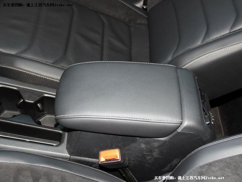 途觀L
車廂座椅第7張
點擊查看下一張清晰大圖