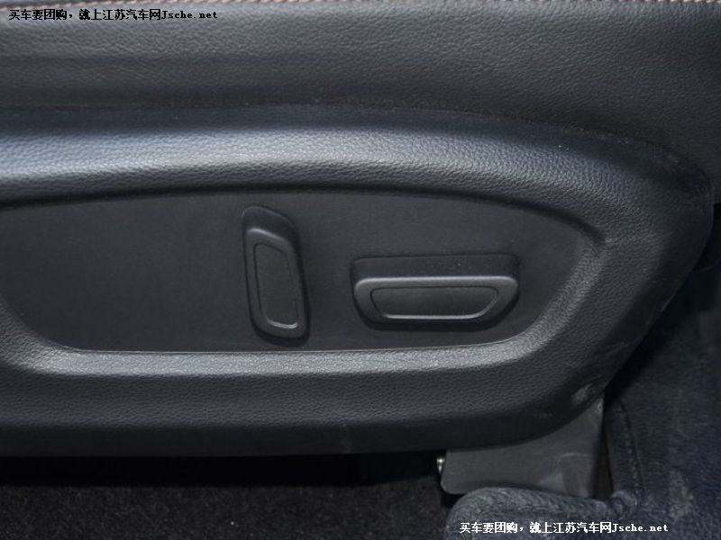 傳祺GS8
車廂座椅第7張
點擊查看下一張清晰大圖