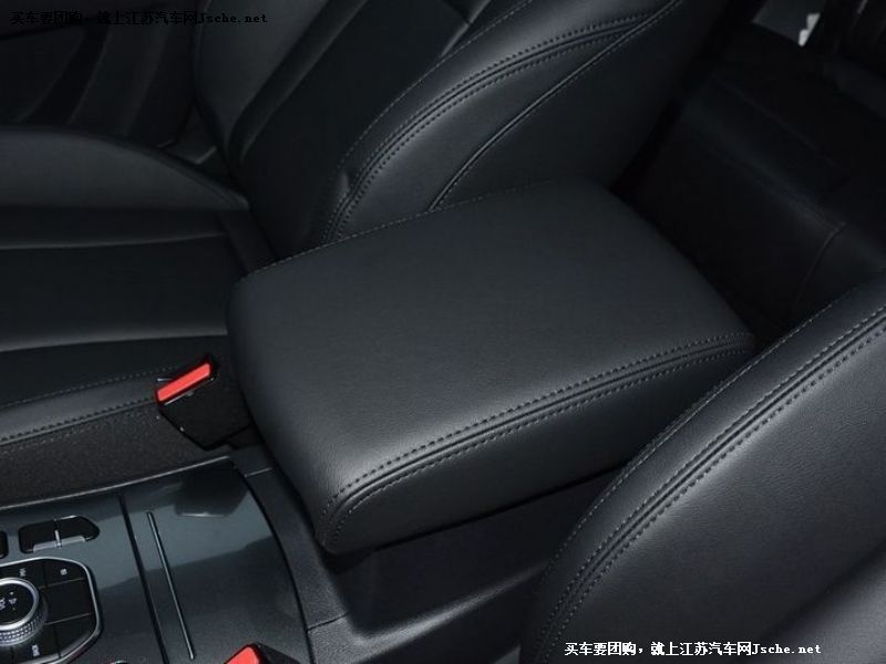哈弗H6 Coupe
車廂座椅第7張
點擊查看下一張清晰大圖