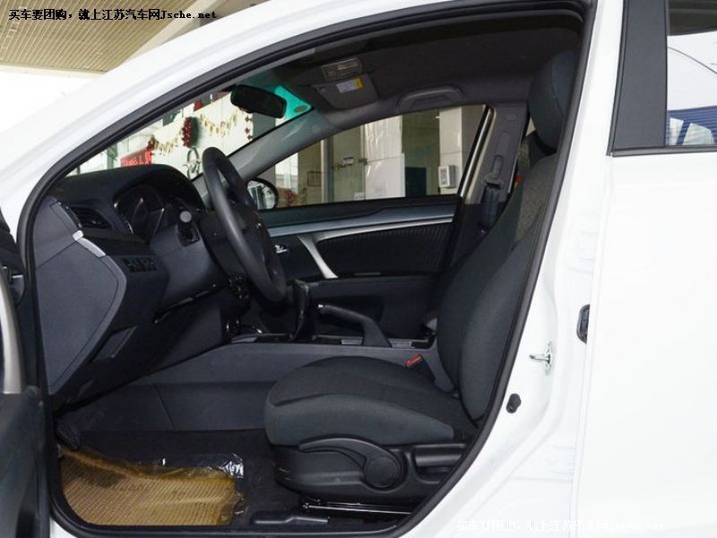 海馬M6
車廂座椅第7張
點擊查看下一張清晰大圖