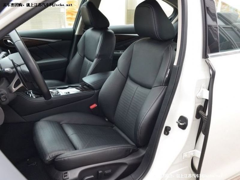 英菲尼迪Q50L
車廂座椅第7張
點擊查看下一張清晰大圖