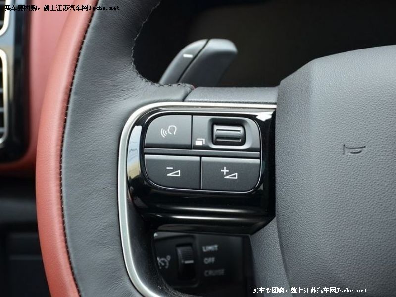 天逸 C5 AIRCROSS
中控方向盤第7張
點擊查看下一張清晰大圖