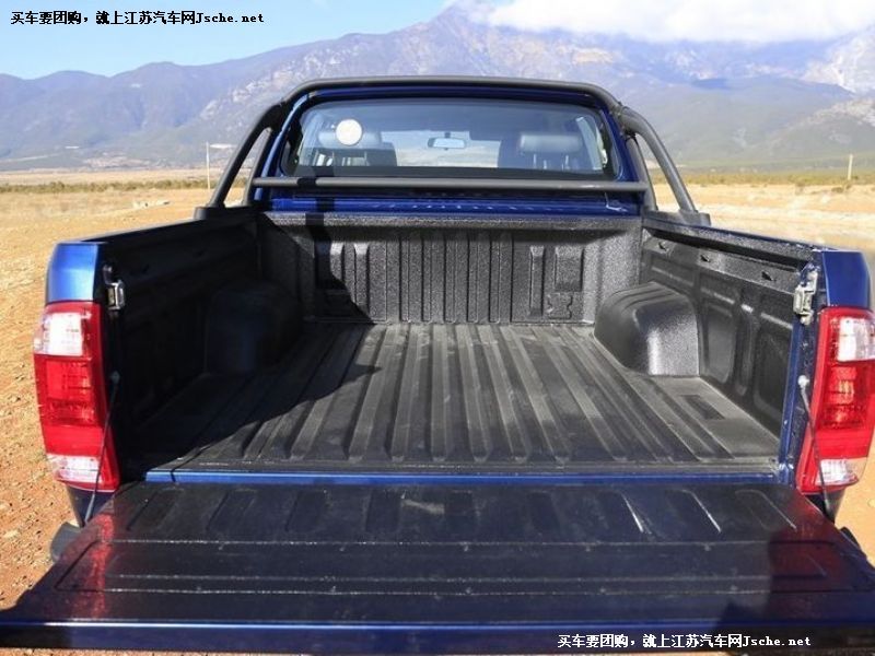 獵豹CT7
車廂座椅第7張
點擊查看下一張清晰大圖