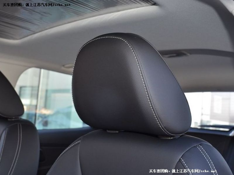 奔騰X40
車廂座椅第7張
點擊查看下一張清晰大圖