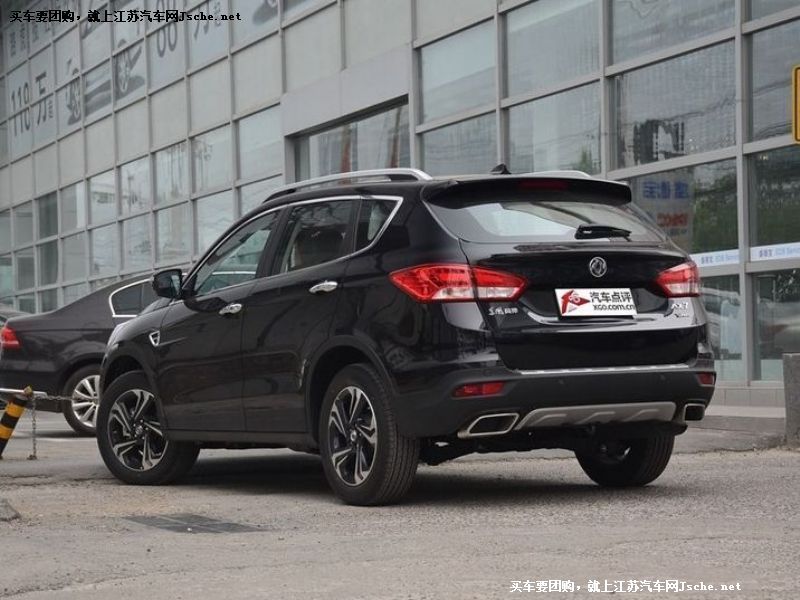 東風風神AX7
車身外觀第7張
點擊查看下一張清晰大圖